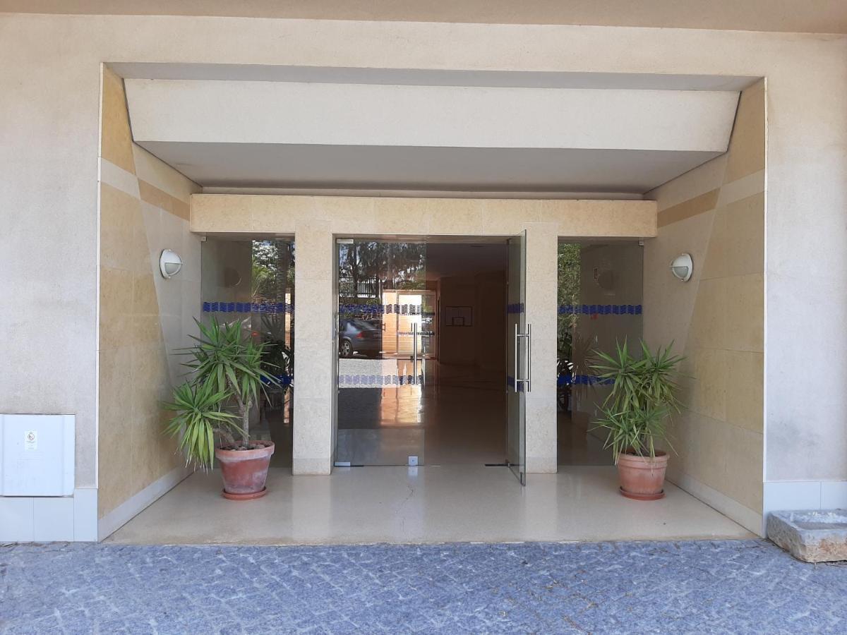 Front Beach Apartment - Quinta Da Barracuda Albufeira Exterior foto